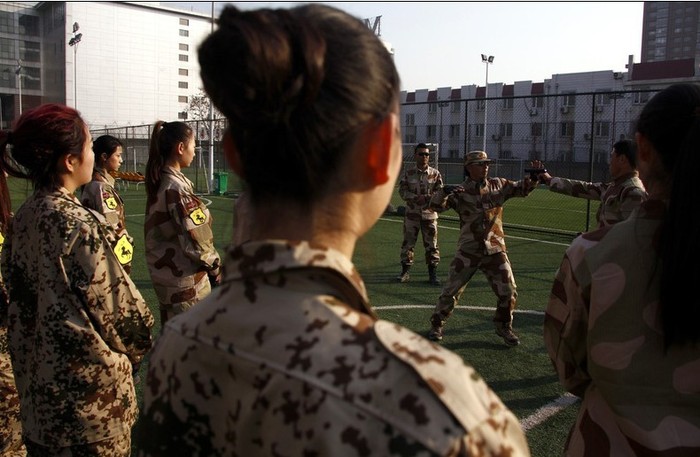 Đào tạo nữ vệ sỹ ở Trung Quốc